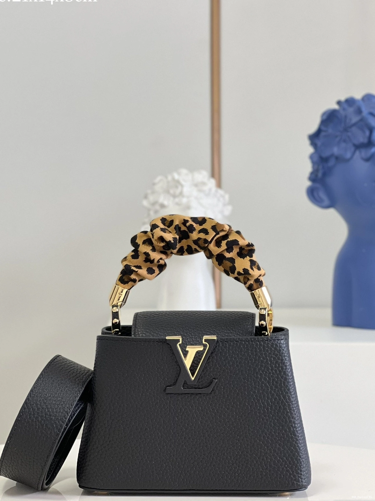 AAA Pruses Bags CAPUCINES MINI VUITTON LOUIS 0815